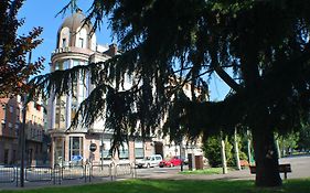 Hotel Mieres Del Camino